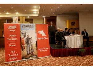 Petrol Ofisi yollarların emektarı kamyon şoförlerine ürünlerini tanıttı