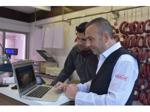 Afyonkarahisar'daki sucuk ve lokum üreticileri AA'nın "Yılın Fotoğrafları" oylamasına katıldı