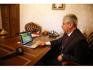 Hatay Valisi Rahmi Doğan, AA'nın "Yılın Fotoğrafları" oylamasına katıldı