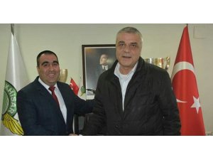 Akhisarspor’da Başkan Eryüksel görevi devretti