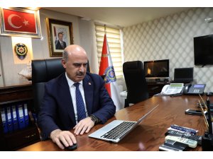 Rize Emniyet Müdürü ile Jandarma Komutanı, AA'nın "Yılın Fotoğrafları" oylamasına katıldı