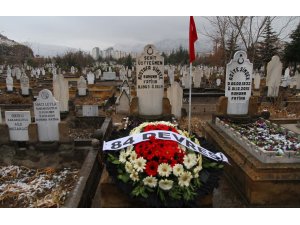 Harp okulundan arkadaşları 31 yıl önce şehit olan üsteğmeni andı