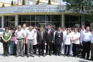 'Bir hemşireye yapılan saldırıyı kınıyoruz'