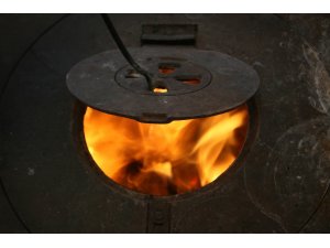 Denizli’de odun, kömür satışları artmaya başladı