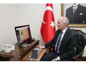 Karaman Valisi Fahri Meral AA'nın "Yılın Fotoğrafları" oylamasına katıldı