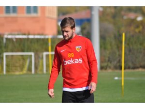 İ.M. Kayserispor’da dördüncü ayrılık