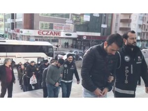 SGK’yı 5 milyon zarara uğrattıkları iddiasıyla 31 kişi tutuklandı