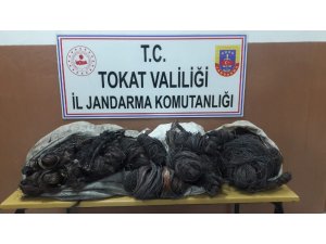 Ahırından 200 kilo satılmaya hazır tel çıktı