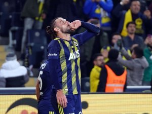 Fenerbahçe, ligde iki hafta sonra galip geldi
