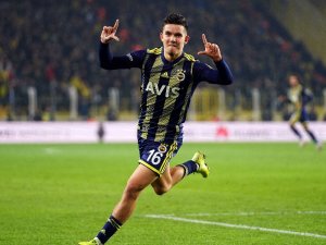 Ferdi Kadıoğlu etkisini gösterdi