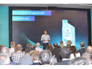 Elektrikli Araç Sıvıları Sempozyumu, Petronas’ın Torino’daki AR-GE Merkezi’nde gerçekleşti