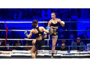 Tokat’ta nefesleri kesen kick boks gecesi