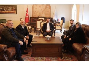 Milletvekili Sarıkaya’dan Belediye Başkanı Arı’ya ziyaret