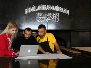 Etli ekmek ustaları AA tarafından düzenlenen "Yılın Fotoğrafları" oylamasına katıldı