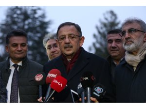 AK Parti Genel Başkan Yardımcısı Özhaseki, Kayseri'de hastane inşaatında incelemede bulundu