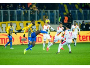 Süper Lig: MKE Ankaragücü: 1 - Göztepe: 3 (Maç sonucu)