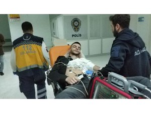 Bıçaklı saldırıya uğrayan genç ağır yaralandı