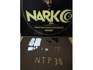 Uyuşturucu taciri 3 kişi gözaltına alındı