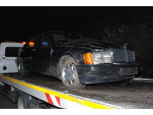 Sultanbeyli'de trafik kazasında 2 kişi yaralandı