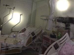 Hastanede korkutan yangın: Bazı hastalar tahliye edildi