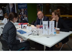 Otel ve yiyecek içecek endüstrisinin öncü işletmeleri Özyeğin Üniversitesi’nde öğrencilerle buluştu