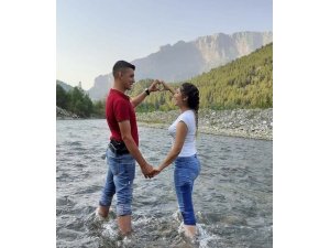 Yanlışlıkla öldü denilen polisin eşi, "kasten öldürmeden" tutuklandı