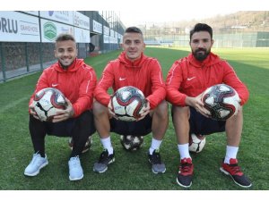 Hekimoğlu Trabzon FK’nın kaptanları tek yumruk