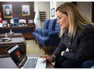 Uşak Valisi Funda Kocabıyık, AA'nın "Yılın Fotoğrafları" oylamasına katıldı