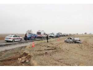 Karaman’da karı-kocayı trafik kazası ayırdı