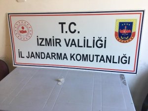İzmir’de 5 suçtan aranan şahıs yakalandı