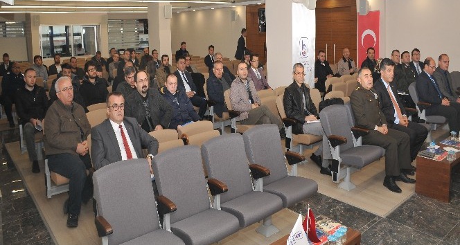 Konyalı sanayicilere nasıl 'onaylı tedarikçi' olabilecekleri anlatıldı