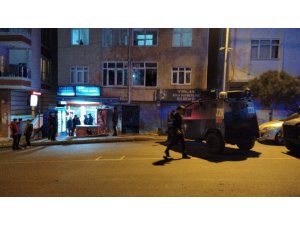 Eyüpsultan’da büfeye silahlı saldırı: 1 ağır yaralı