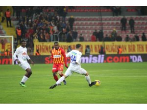 Süper Lig: İ.M. Kayserispor: 1 - Çaykur Rizespor: 0 (Maç sonucu)