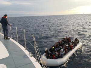 Kuşadası’nda 46 düzensiz göçmen yakalandı.