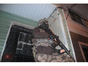 İstanbul’da silahlı suç örgütüne operasyon gözaltılar var