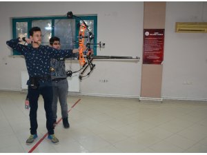 Manisa’da okçuluk kurslarına yoğun ilgi