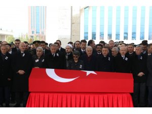 Gözetleme kulesinden düşerek şehit olan astsubay son yolculuğuna uğurlandı