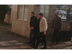 Cinayet zanlısı teslim oldu