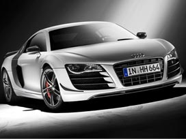 0'dan 100'e 3.6 saniyede, saate 320 km...