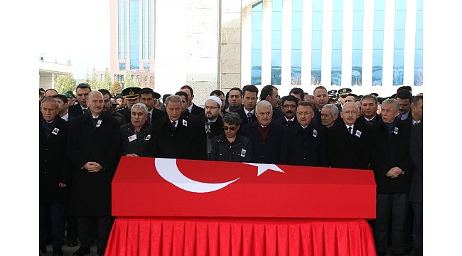 Şehit Jandarma Astsubay Çavuş Yıldırım son yolculuğuna uğurlandı