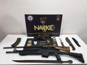 Malatya merkezli uyuşturucu operasyonu: 12 gözaltı