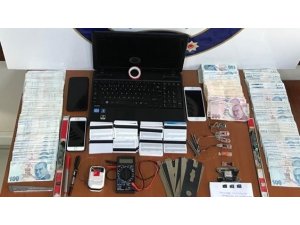 Kart dolandırıcılığı şebekesinden ele geçirilenler şoke etti