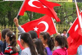 Konya'da Gençlik Yürüyüşü