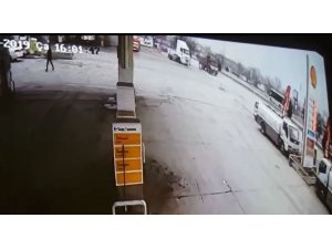 Tesadüfen olay yerinden geçti, eşinin öldüğünü kimse söyleyemedi
