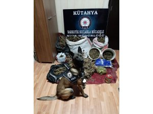 GÜNCELLEME - Kütahya'da uyuşturucu operasyonunda 3 şüpheli tutuklandı