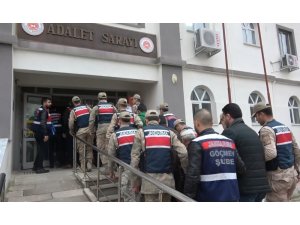 Hatay’da göçmen kaçakçılarına darbe: 10 gözaltı