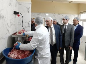 Karakeçili Sucuk Üretim Tesisi deneme üretimine başladı