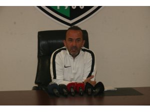 Mehmet Özdilek: "Son 3 haftadır kazanarak kaybetmeden, yolumuza devam ediyoruz” "