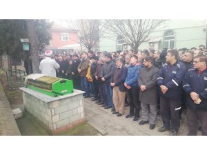 Gözyaşları arasında toprağa verildi