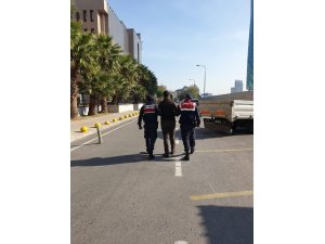 İzmir’de tekne hırsızları yakalandı